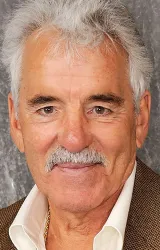 Деннис Фарина